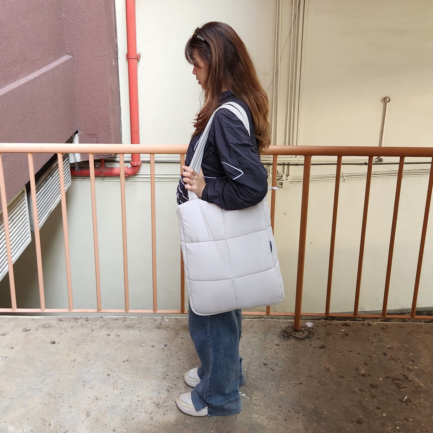 Casper Puffer Tote (Light Gray)