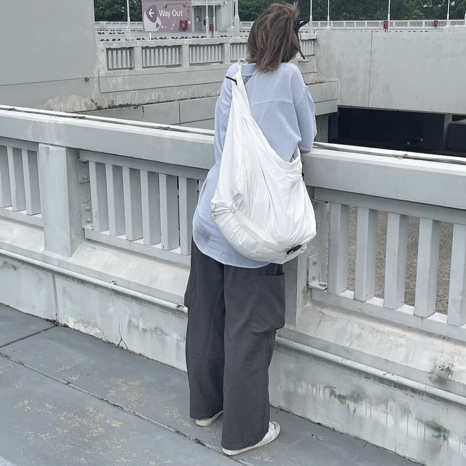 Helmy Crossbody Bag (White)