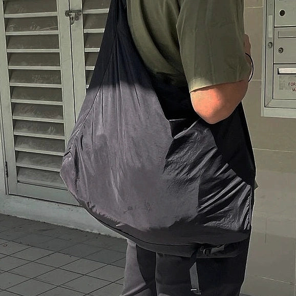 Helmy Crossbody Bag (Black)